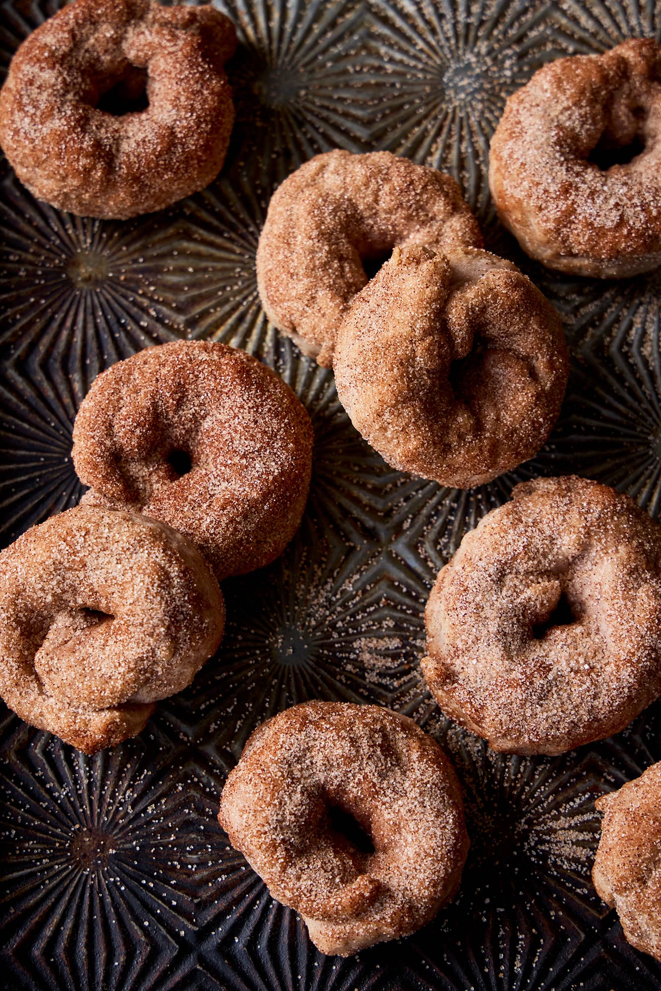 Ciambelline al Vino Rosso: Italian Red Wine Cookies